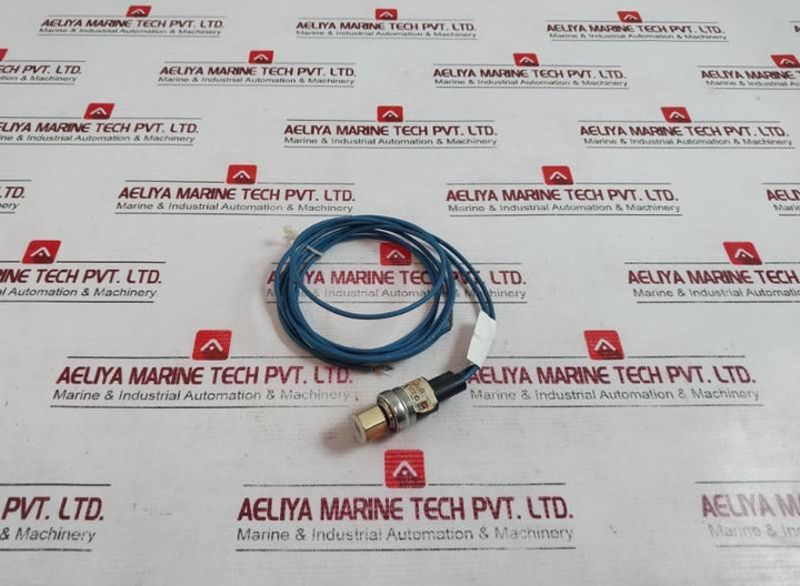 Johnson Control P100Ap-2C Encapsulated Pressure Control 240 Vac 35 Psig 60 Psig