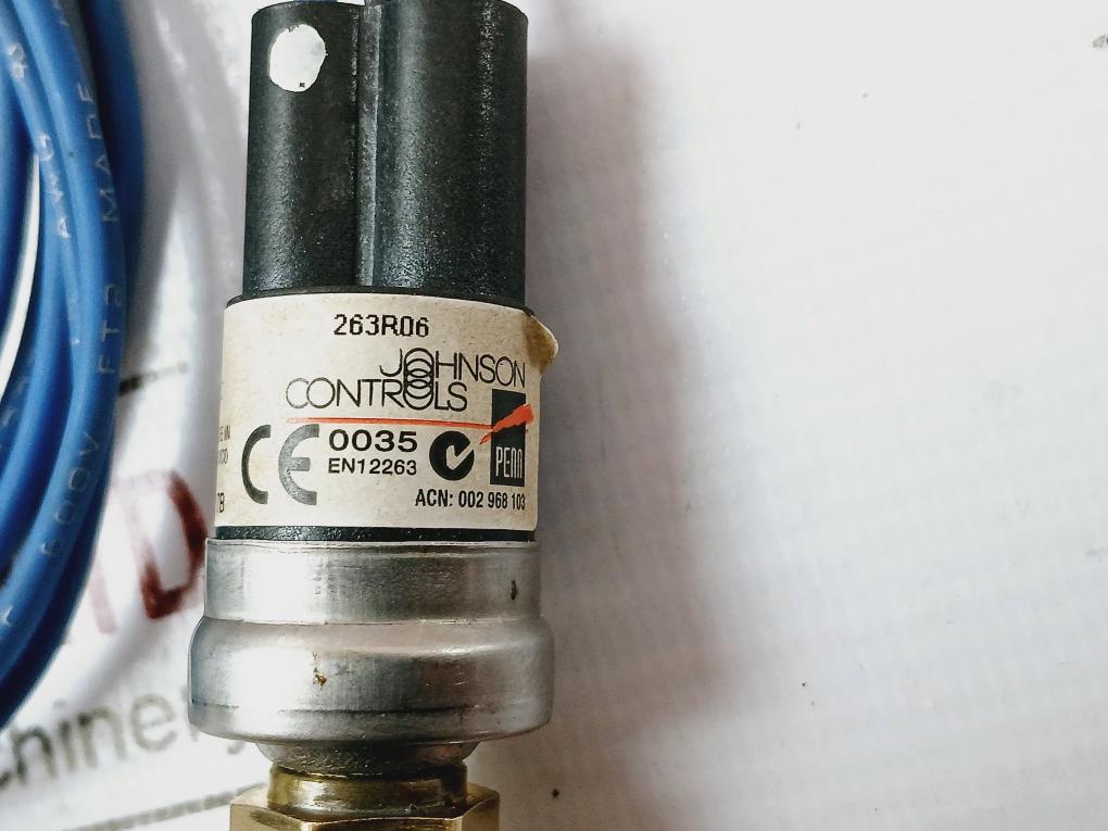 Johnson Controls P100Ap-2 Encapsulated Pressure Switch En12263 2 Meter