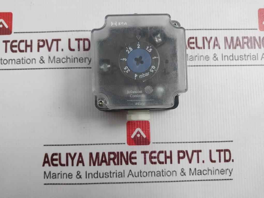 Johnson Controls P233A-4-aa Pressure Switch Max 300 Mbar 0.5-4 Mbar