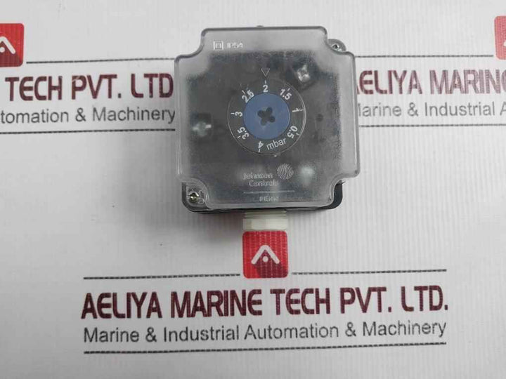 Johnson Controls P233A-4-aa Pressure Switch Max 300 Mbar 0.5-4 Mbar