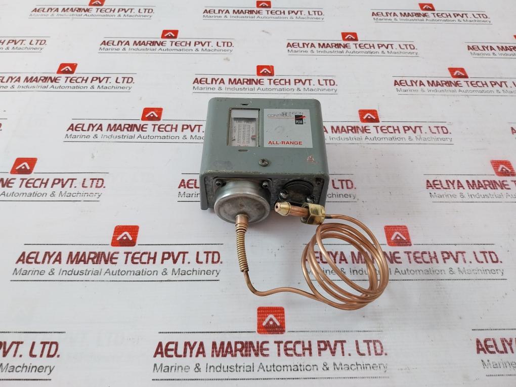 Johnson Controls P70Ca-1 Pressure Controller 125Va, 120/600Vac 57.5Va, 120/300Vdc