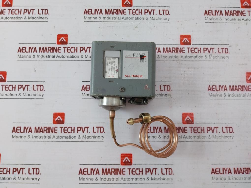 Johnson Controls P70Ca-1 Pressure Controller 125Va, 120/600Vac 57.5Va, 120/300Vdc