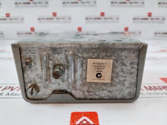 Johnson Controls P70Ca-1 Pressure Controller 125Va, 120/600Vac 57.5Va, 120/300Vdc