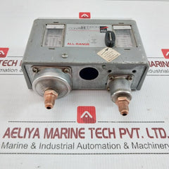 Johnson Controls 120/300Vdc Controls For Dual Pressure P70Ma-29
