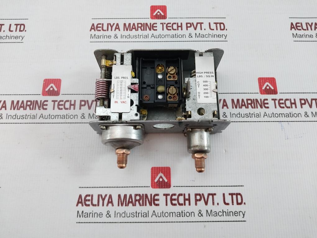 Johnson Controls 120/300Vdc Controls For Dual Pressure P70Ma-29