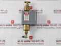 Johnson Controls P74Ba-10 Differential Pressure Control Switch 120-600 Vac