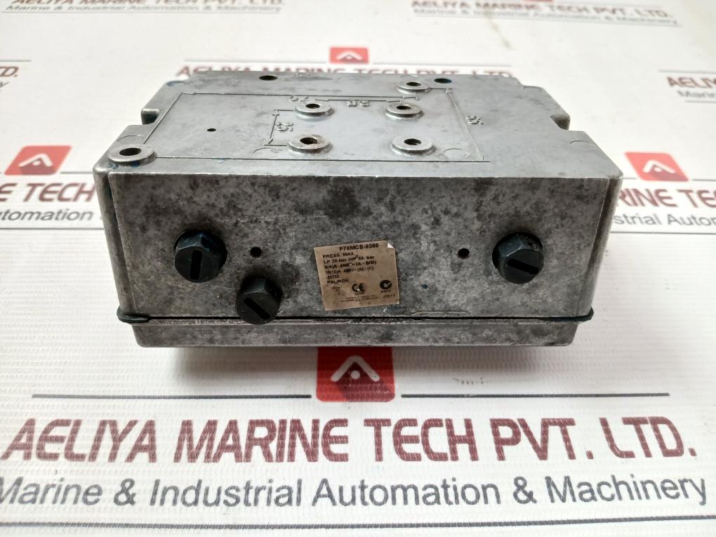 Johnson Controls P78Mcb-9300 Dual Pressure Control Switch 0–6 Bar/0–90 Psi