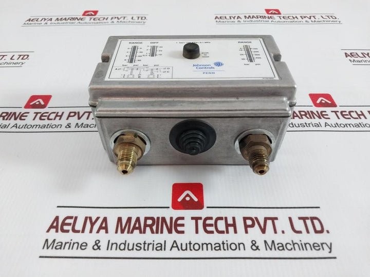 Johnson Controls P78Mcb-9300 Dual Pressure Control Switch 100-400 Psi Plt057N030