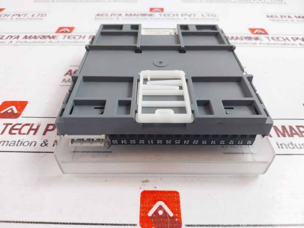 Johnson Controls Tc-9100-0000 Universal Controller Unit, L9917