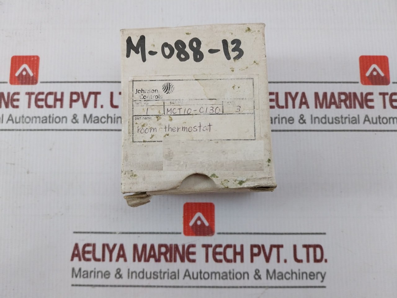 Johnson Controls Mct10-c130 Room Thermostat Mct10 1500V Ac 100M2