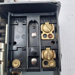 Johnson Controls P70Ab-2 Pressure Control 20"/100 Psig 20.0 Amps 120V Ac