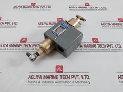 Johnson Controls P70Ab-2 Pressure Control 20"/100 Psig 20.0 Amps 120V Ac
