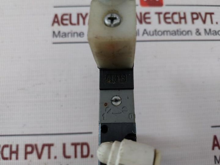 Joucomatic 833-8220035-24V= Pneumatic Directional Control Solenoid Valve 1,5-8 Bar