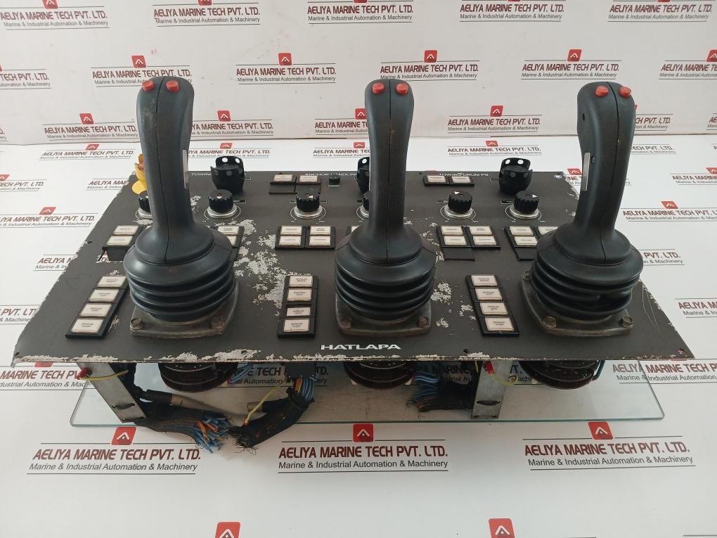 Joystick-Remote-Control-Panel-250v-Ac-Hatlapa-210078-2