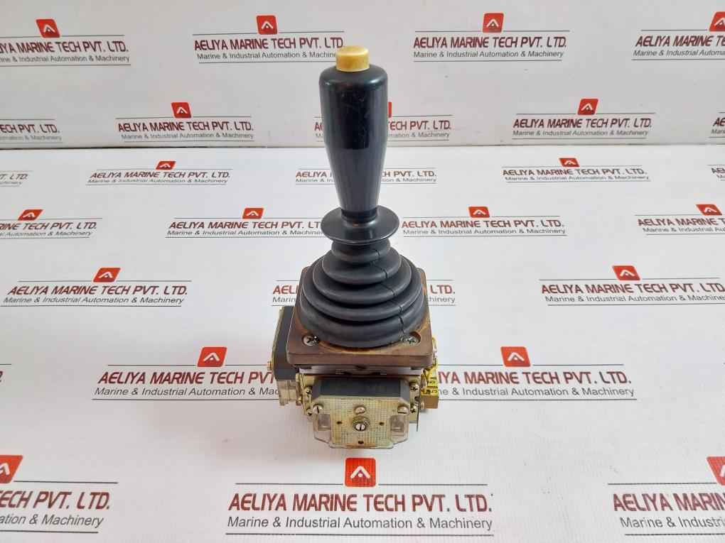Joystick Controller Ns0 11Fnvr H Spohn+Burkhardt 380V