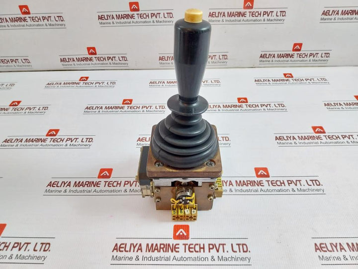 Joystick Controller Ns0 11Fnvr H Spohn+Burkhardt 380V