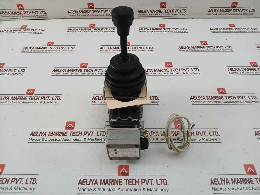 Joystick Controller Vns02Fu18Ert Spohn & Burkhardt 24Vdc 4-20Ma