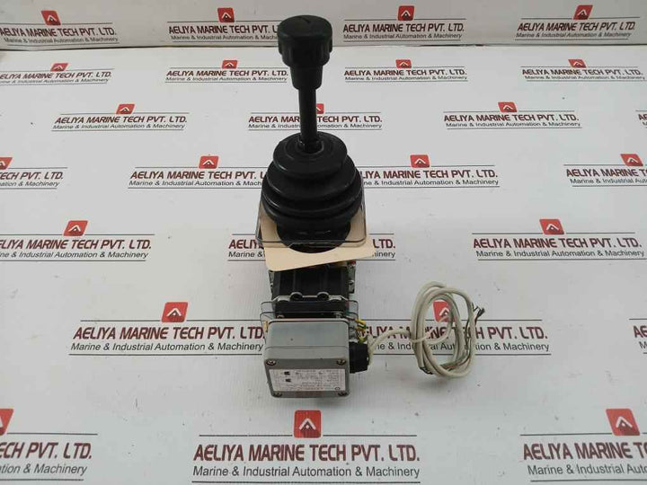 Joystick Controller Vns02Fu18Ert Spohn & Burkhardt 24Vdc 4-20Ma