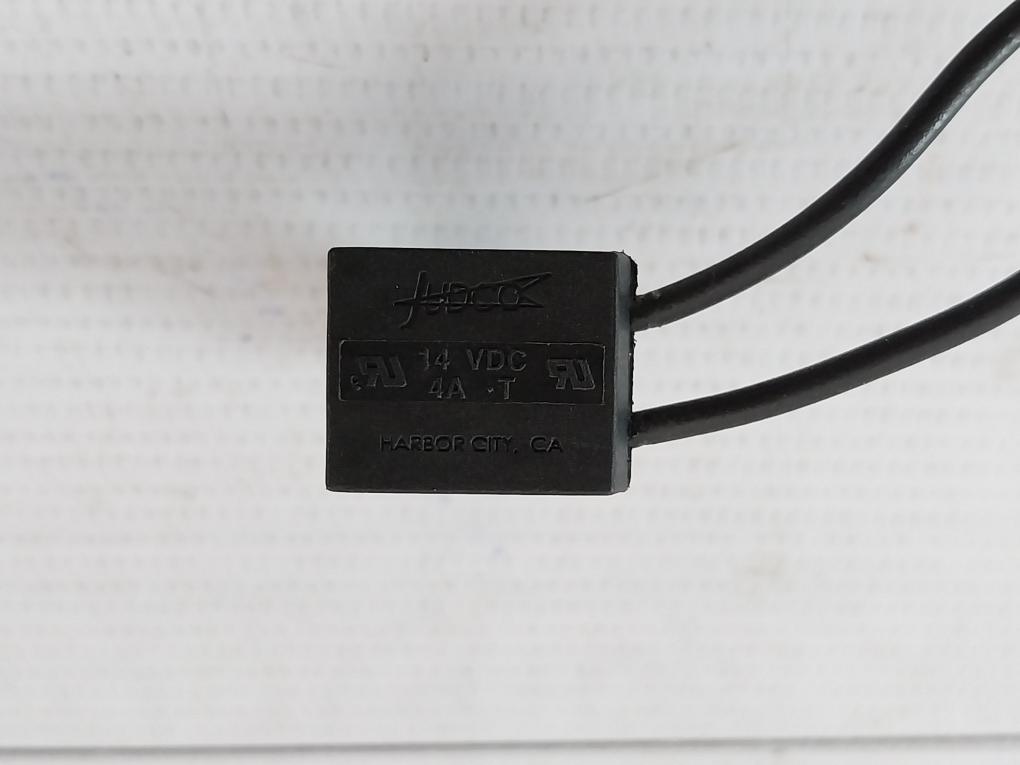 Judco 14 Vdc Switch Push Button 4A .T