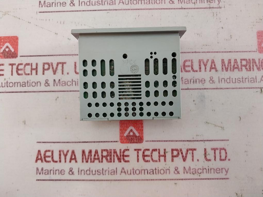 Jumo 701060/811-02 Thermostat Pt100 00438733 10A 250Vac