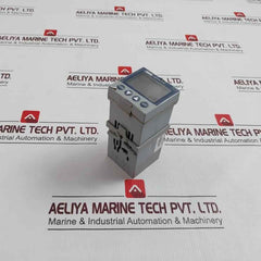 Jumo 703041/181-660-23/000 Temperature Controller 230Vac 3A Relais 48...63Hz 8Va