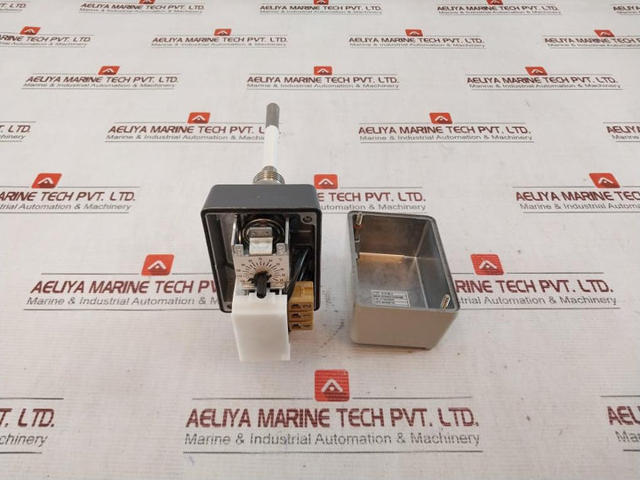 Jumo Aths-se-2 Surface-mounted Single Thermostat Ac 10(2)A 230V Tw89201 100-mm