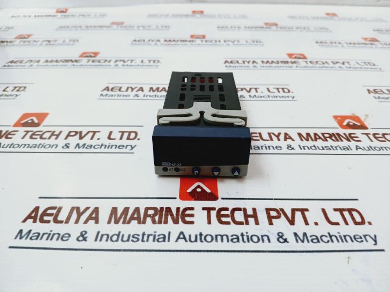 Jumo Di 32 Single Channel Digital Microprocessor Indicator 701530/888-23