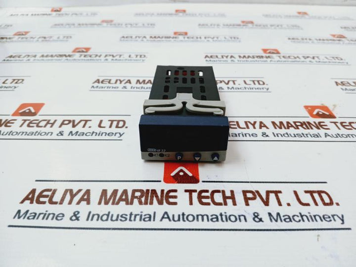 Jumo Di 32 Single Channel Digital Microprocessor Indicator 701530/888-23
