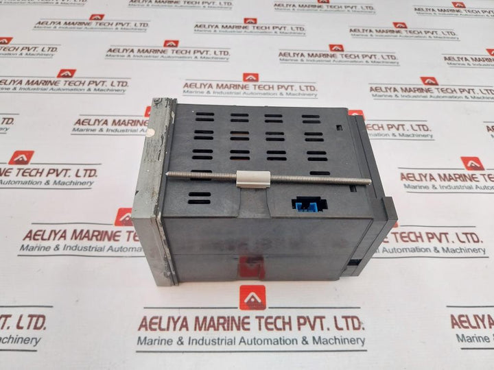 Jumo Dicon 500 Temperature Controller