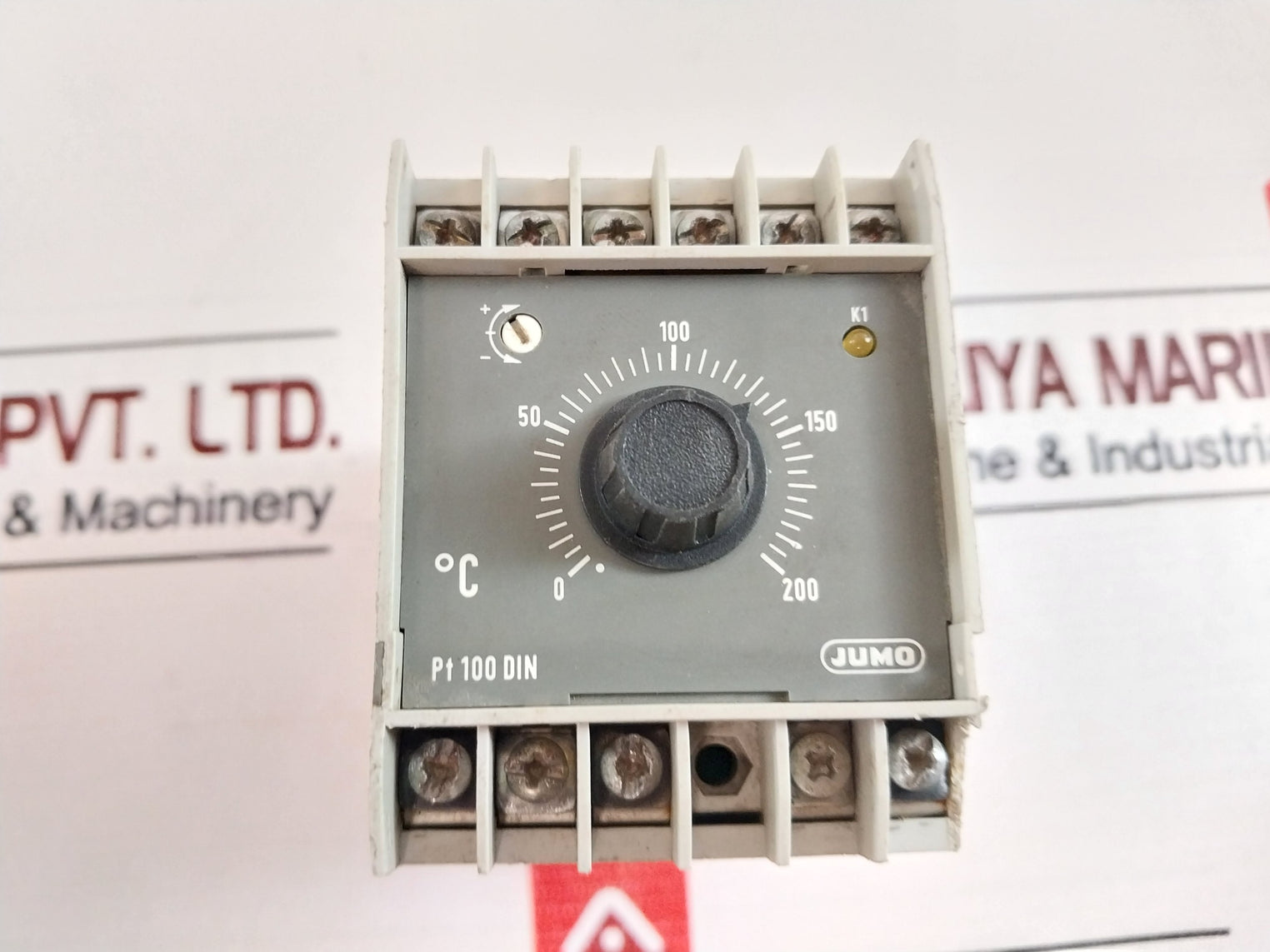 Jumo Hrow-54/Re11.U20 Temperature Controller 0-200°C
