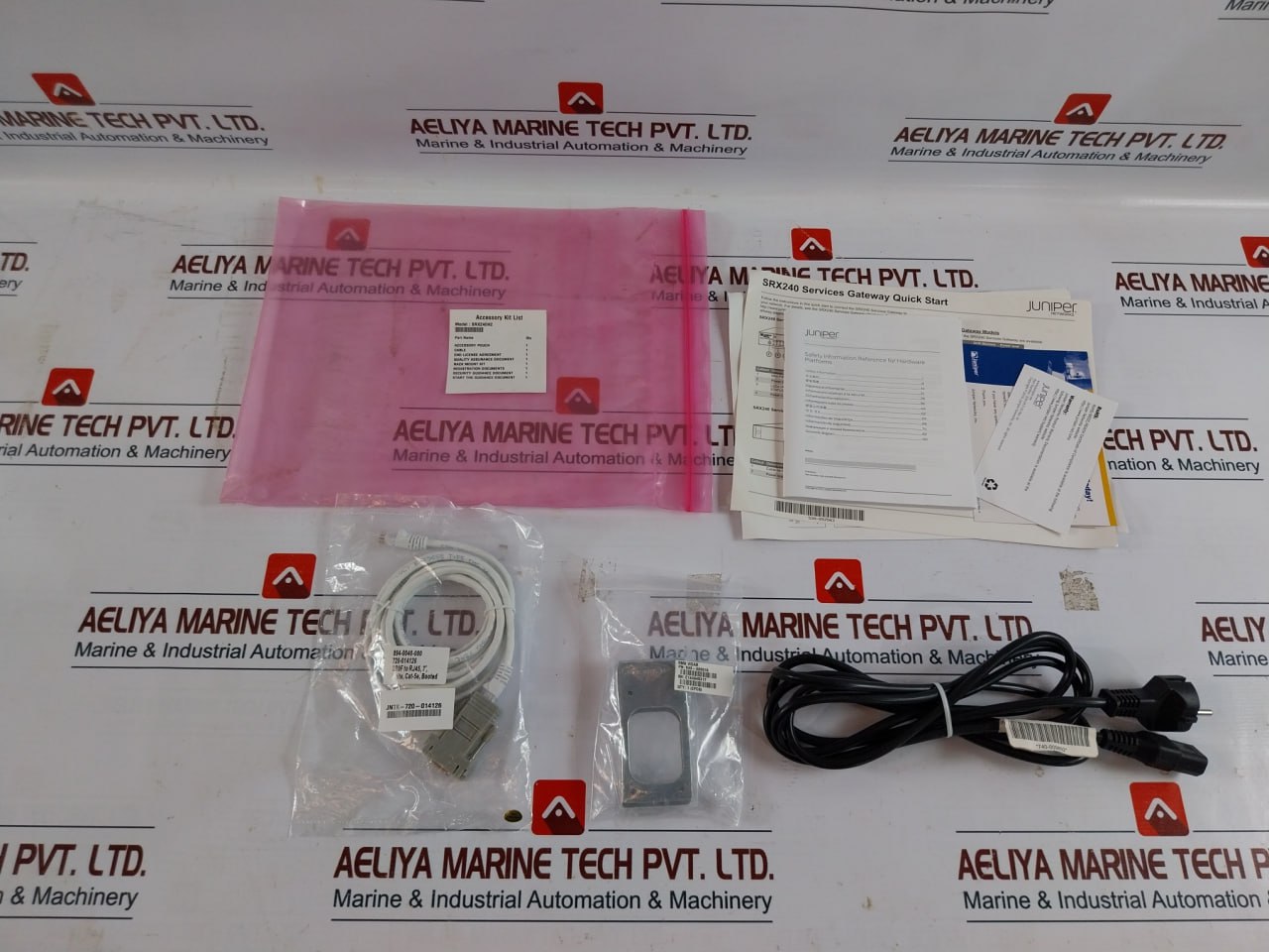 Juniper Networks Srx240 Services Gateway 100-240V- 50-60Hz 07 Cm-1 10A 250V