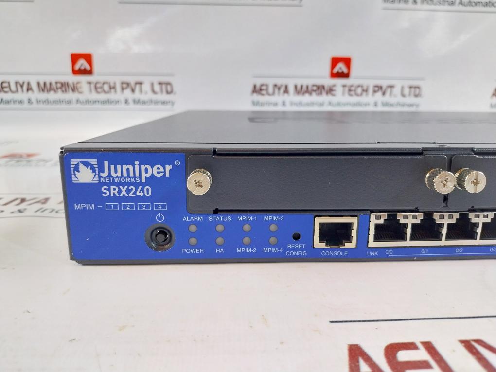 Juniper Networks Srx240 Services Gateway 100-240V- 50-60Hz 07 Cm-1 10A 250V