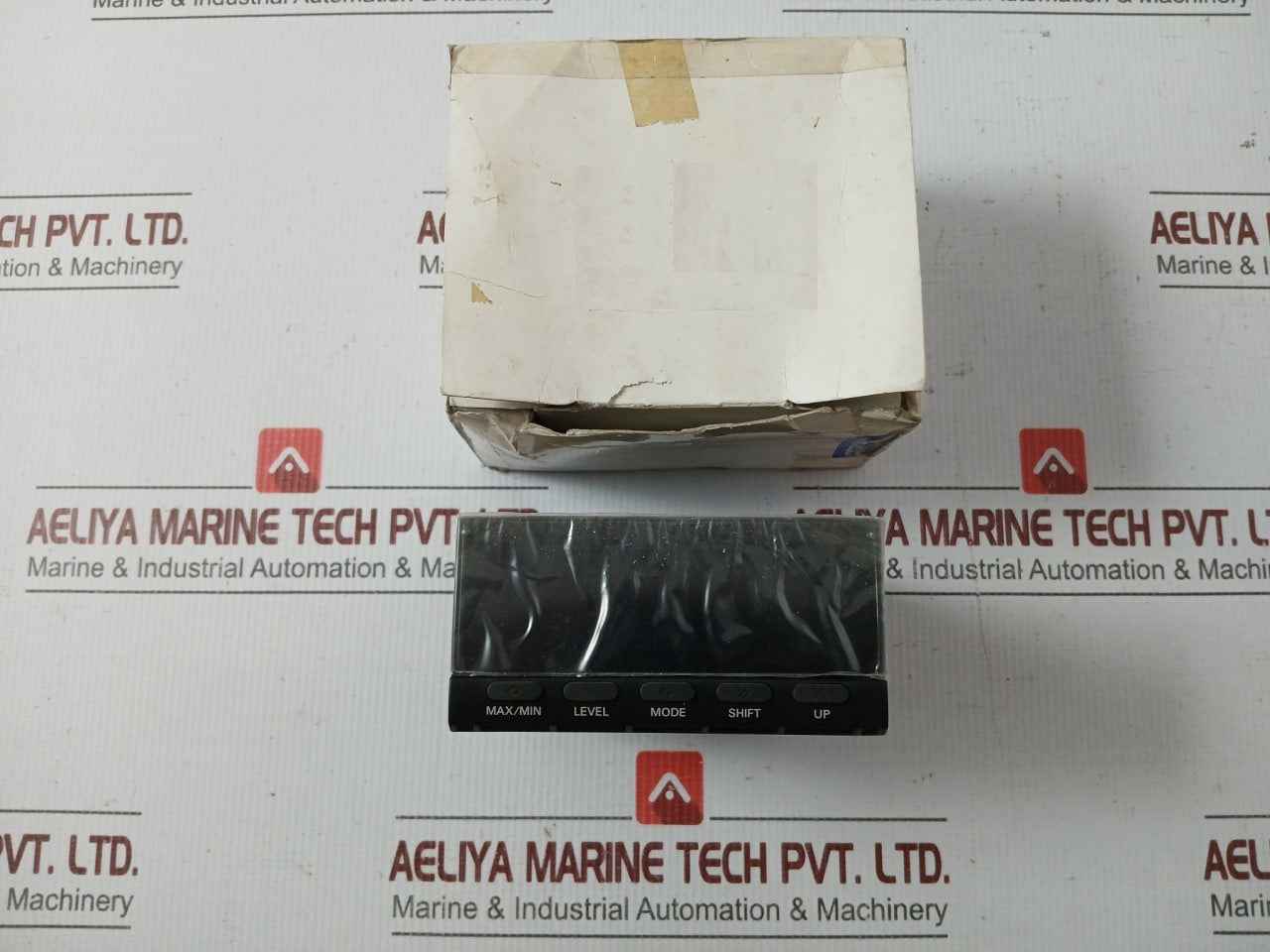 K3Hb-xvd-a1 A1 Digital Panel Indicator Omron 100-240Vac 70˚C 50/60Hz