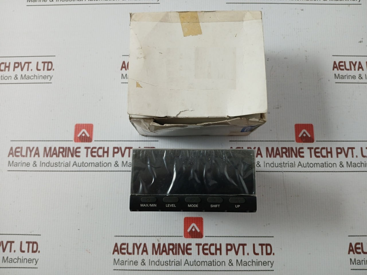 K3Hb-xvd-a1 A1 Digital Panel Indicator Omron 100-240Vac 70˚C 50/60Hz