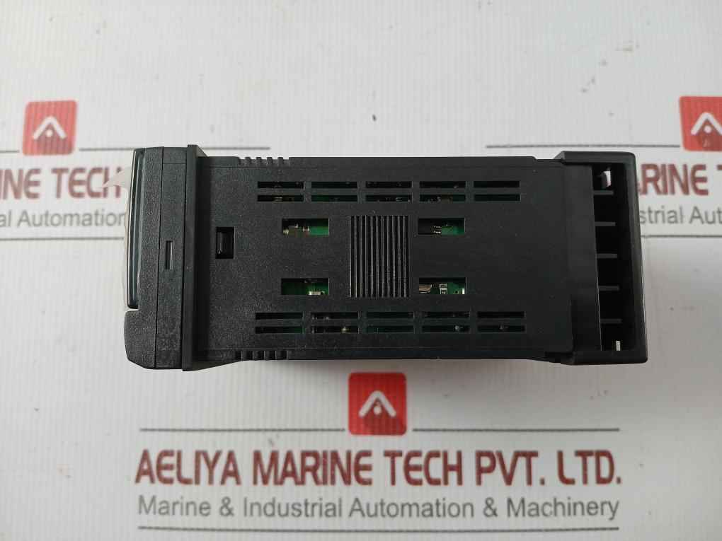 K3Hb-xvd-a1 A1 Digital Panel Indicator Omron 100-240Vac 70˚C 50/60Hz