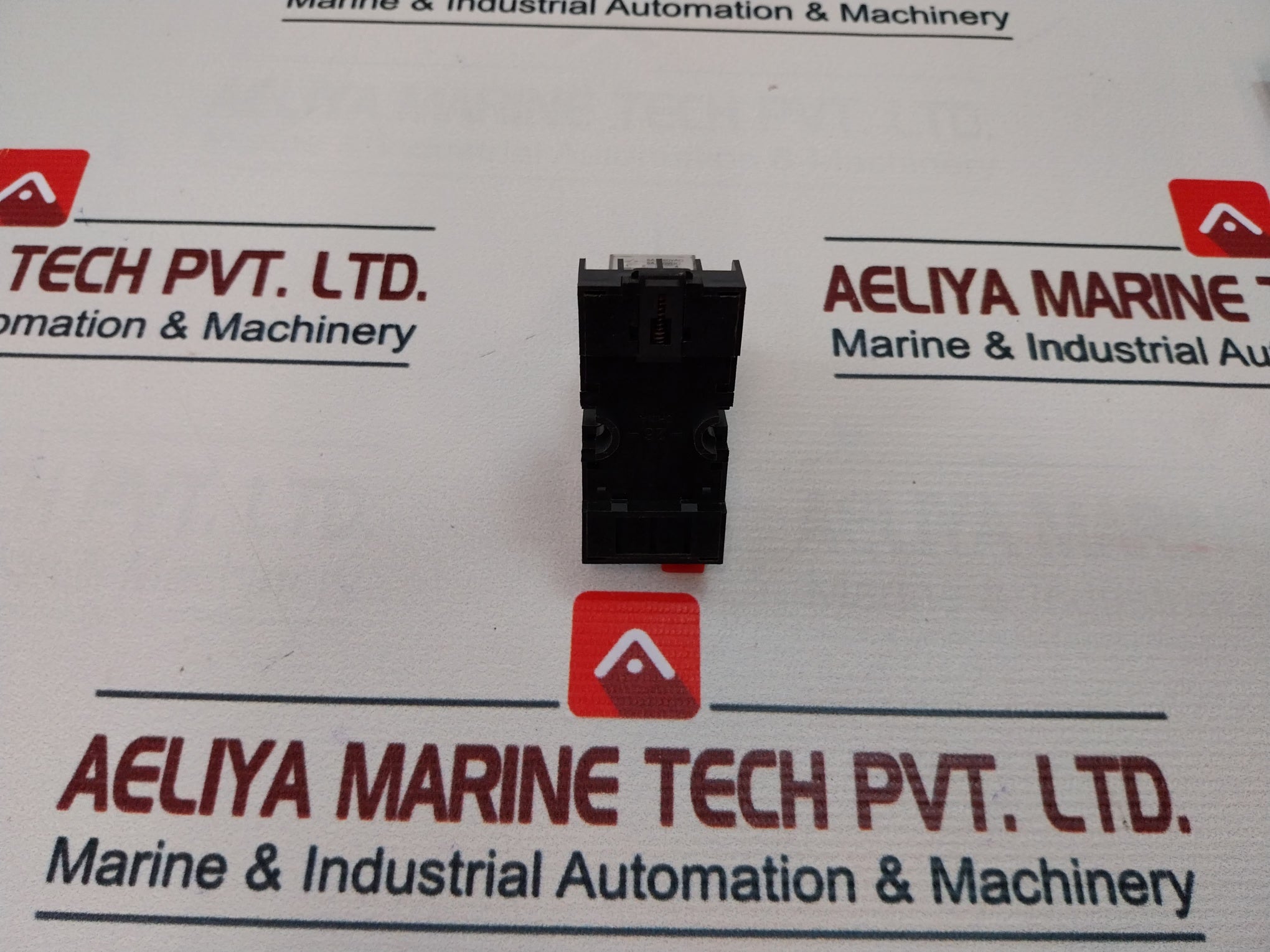 Kacon Hr705-4Pl Relay With Base 24 Vdc