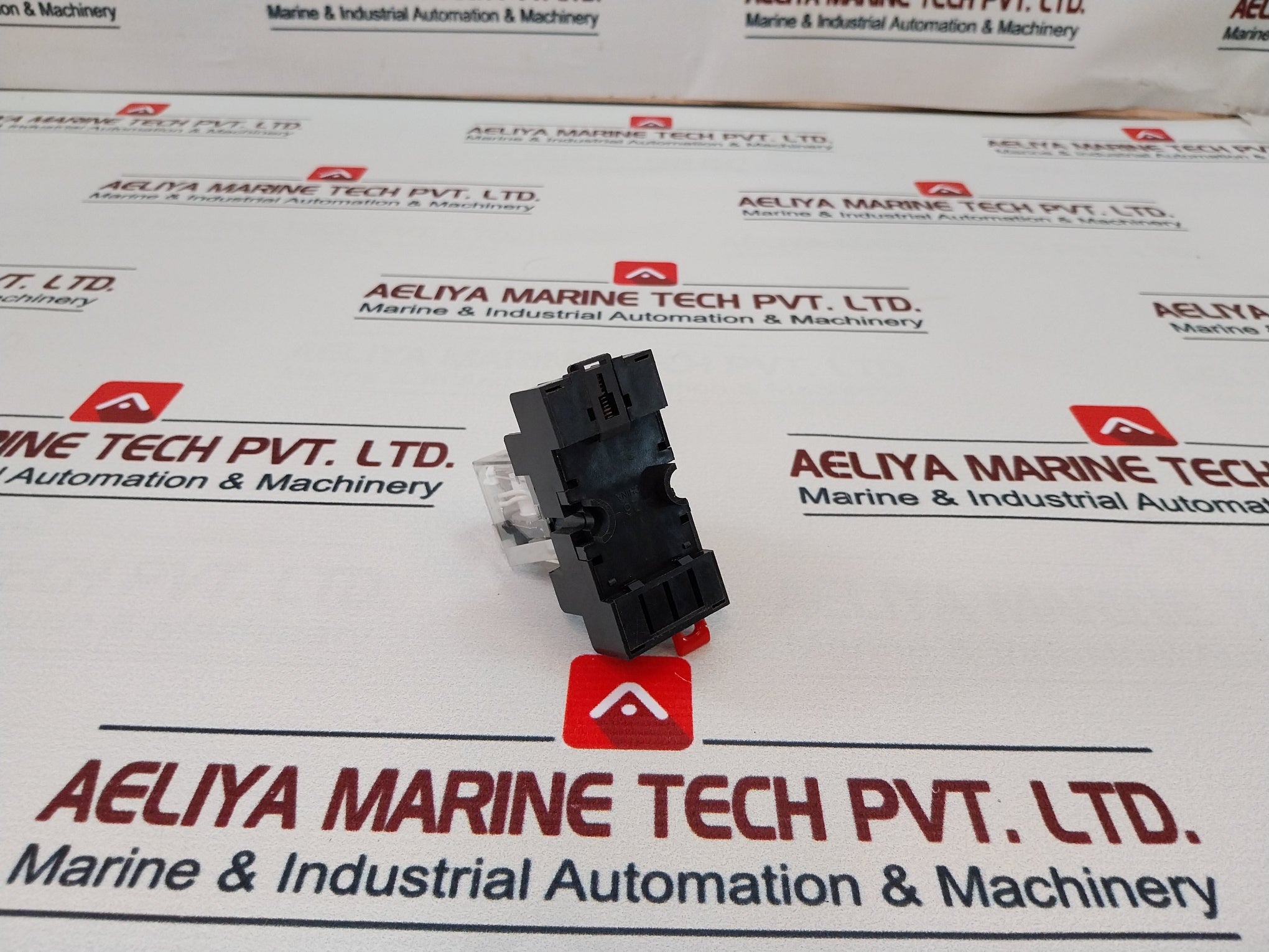 Kacon Hr705-4Pl Relay With Base 24 Vdc