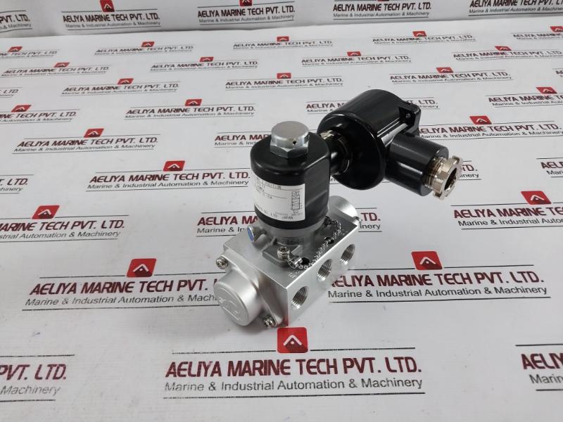 Kaneko Sangyo M15G-10-a12Pg-tf Solenoid Valve 4 Way 2 Position 110V 0.15A