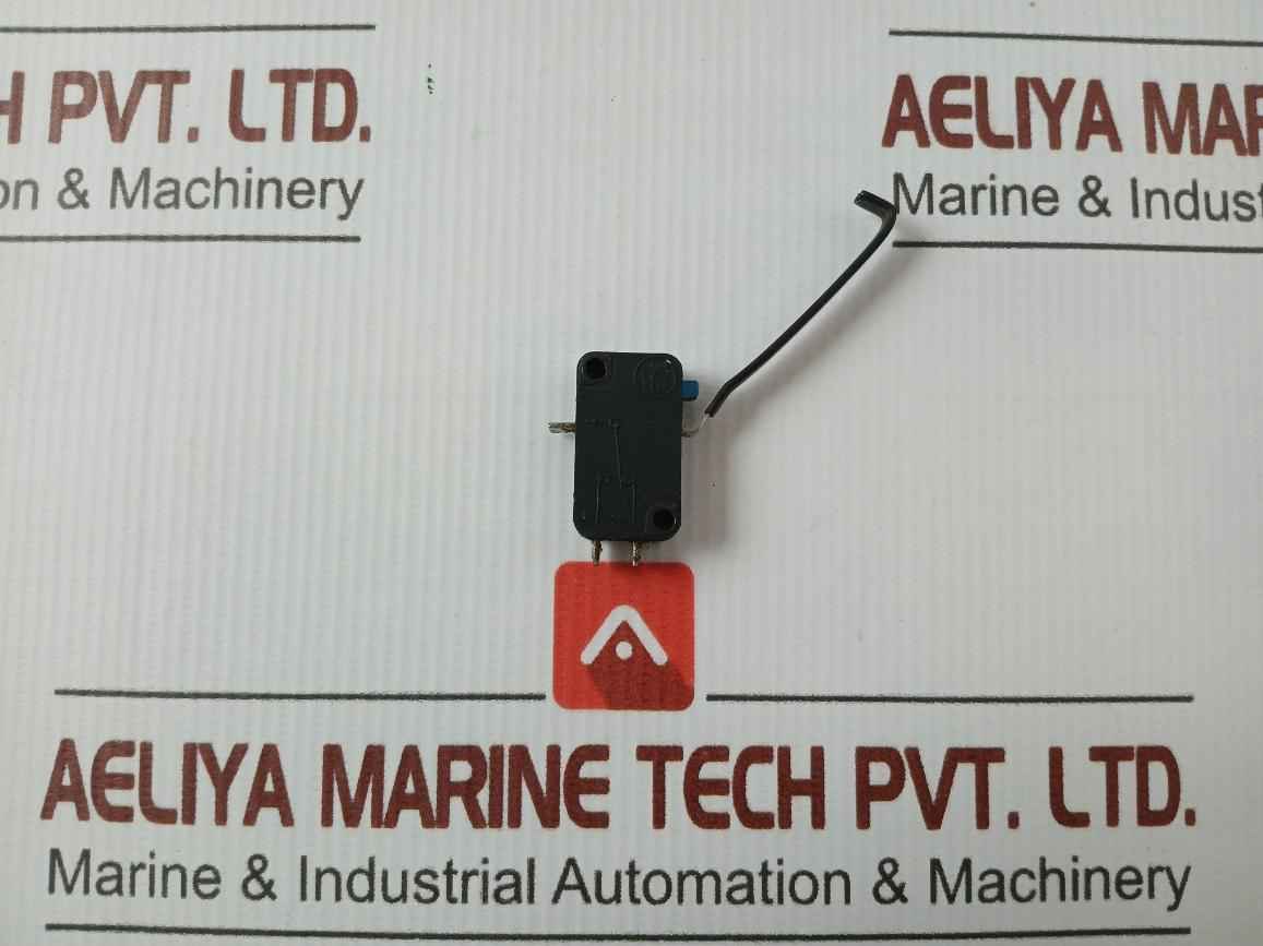 Kap Componentes Eletricos 10A 250Vca Snap-action Spdt Switch Mw8G14