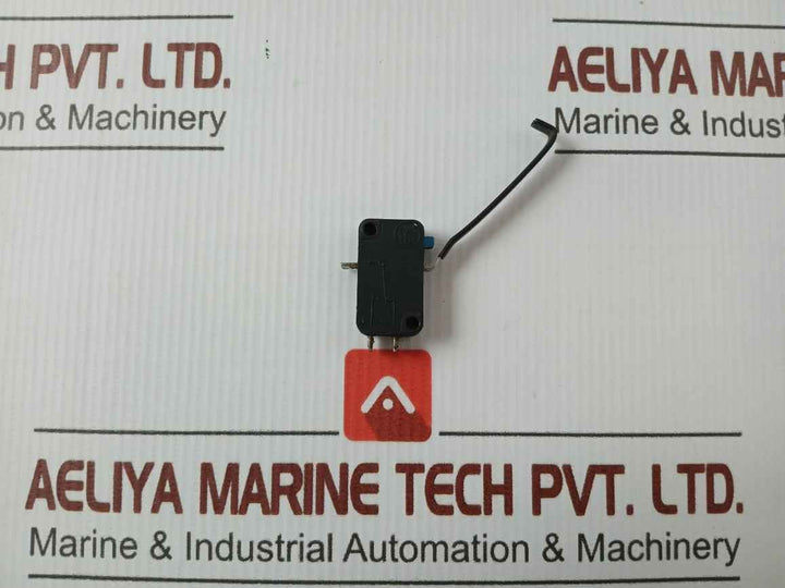 Kap Componentes Eletricos 10A 250Vca Snap-action Spdt Switch Mw8G14