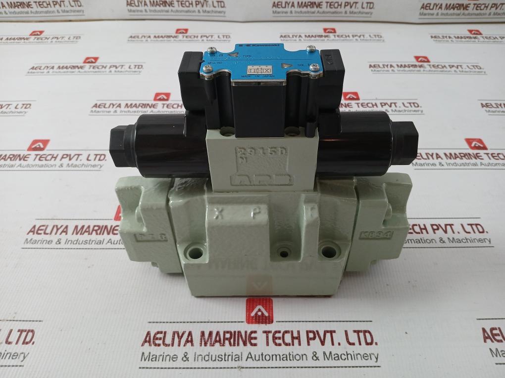 Kawasaki-Directional-Control-Valve-Deh16p-30-220-2wd24al-7