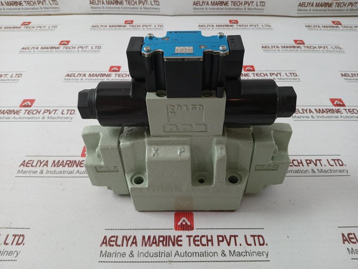 Kawasaki-Directional-Control-Valve-Deh16p-30-220-2wd24al-7