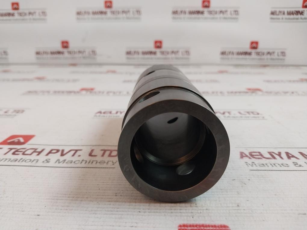 Kawasaki 10-17 Bush 3180160.13, D81-4112 82-31 0Z8-000-002