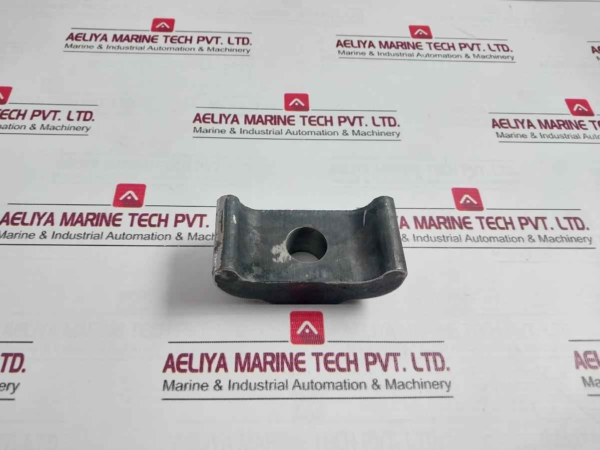 Kawasaki Ss400 Dog Stay For W.W Header Hand Hole Cover 1E,2E