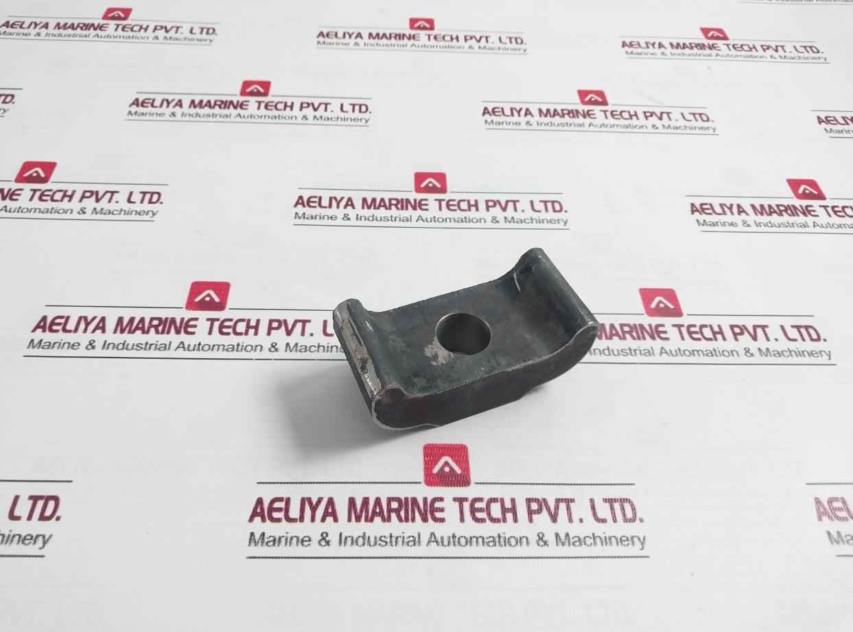 Kawasaki Ss400 Dog Stay For W.W Header Hand Hole Cover 1E,2E