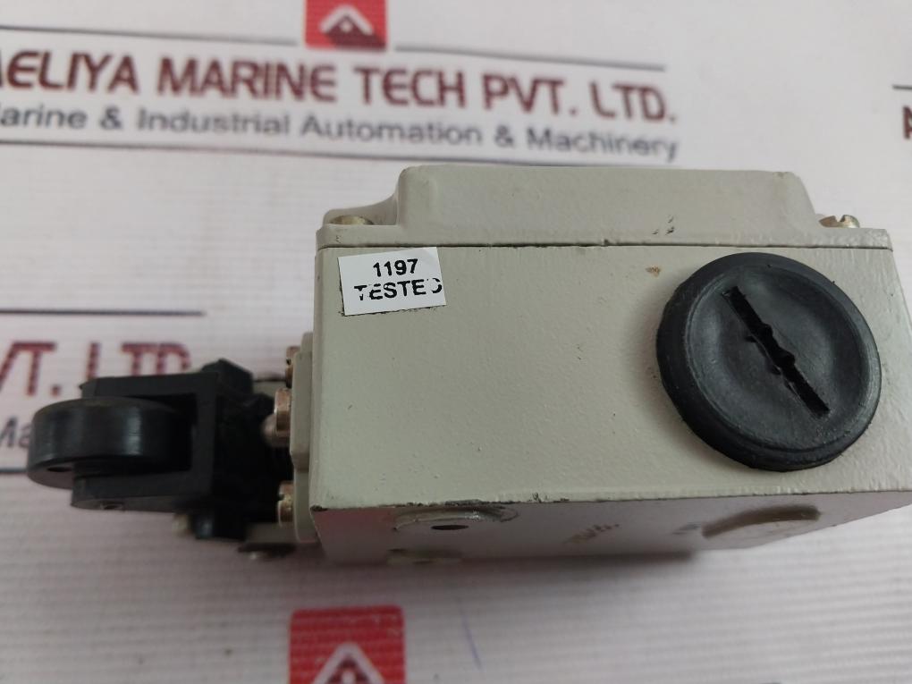 Kaycee Kls003X-0A Limit Switch 10A/500V~