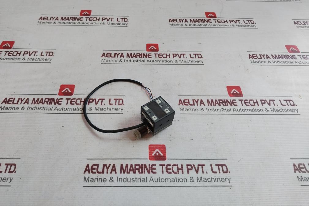 Keyence Ap-31 Pressure Sensor 5100481C 12-24Vdc 40V 100Ma Max
