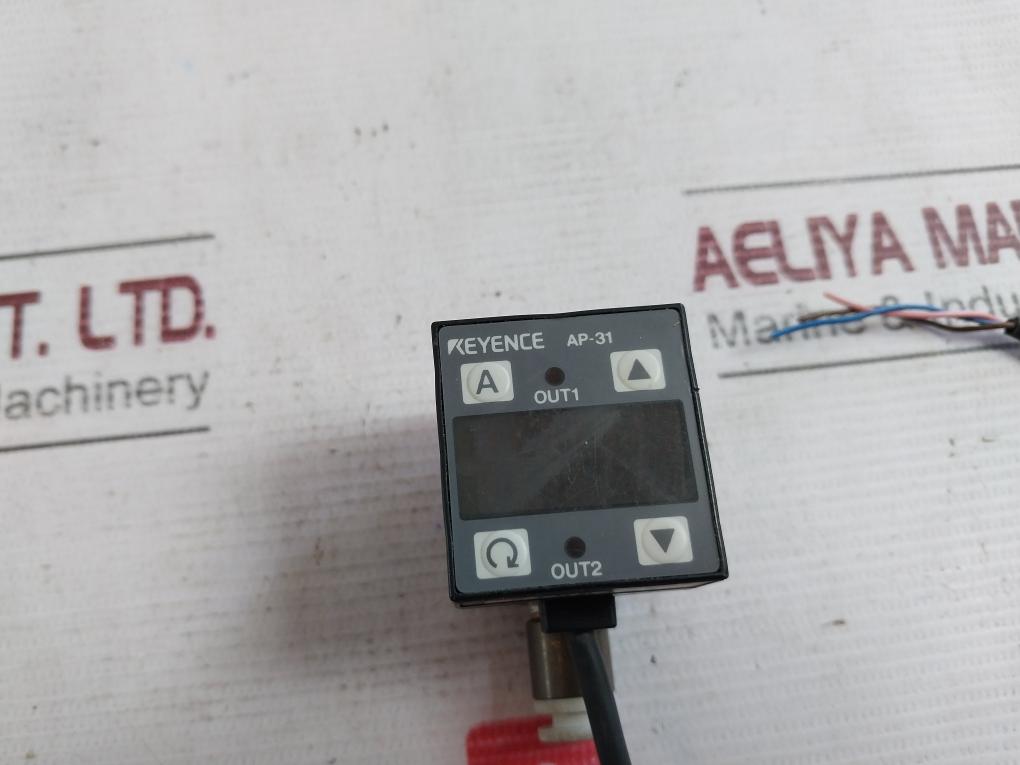 Keyence Ap-31 Pressure Sensor 5100481C 12-24Vdc 40V 100Ma Max