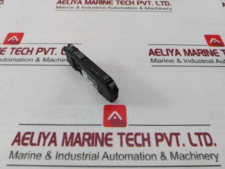 Keyence Fs-n10 Digital Fibre Optic Sensor