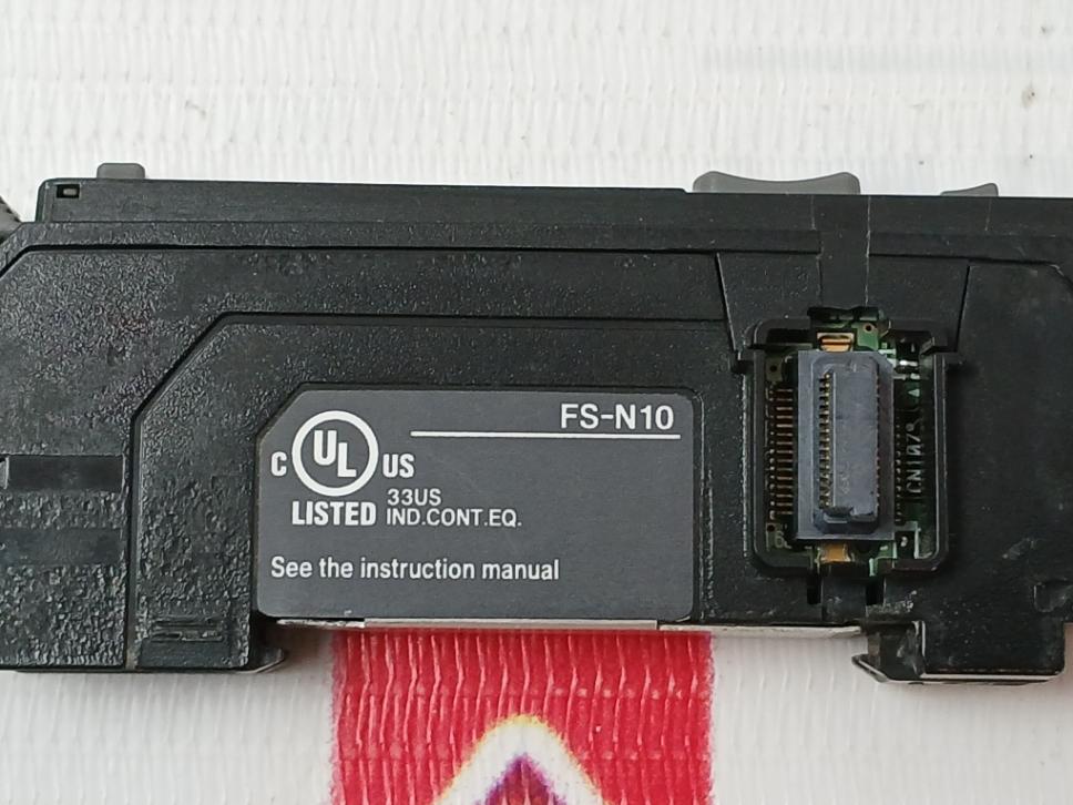 Keyence Fs-n10 Fiber Optic Sensor Amplifier Fas07105208
